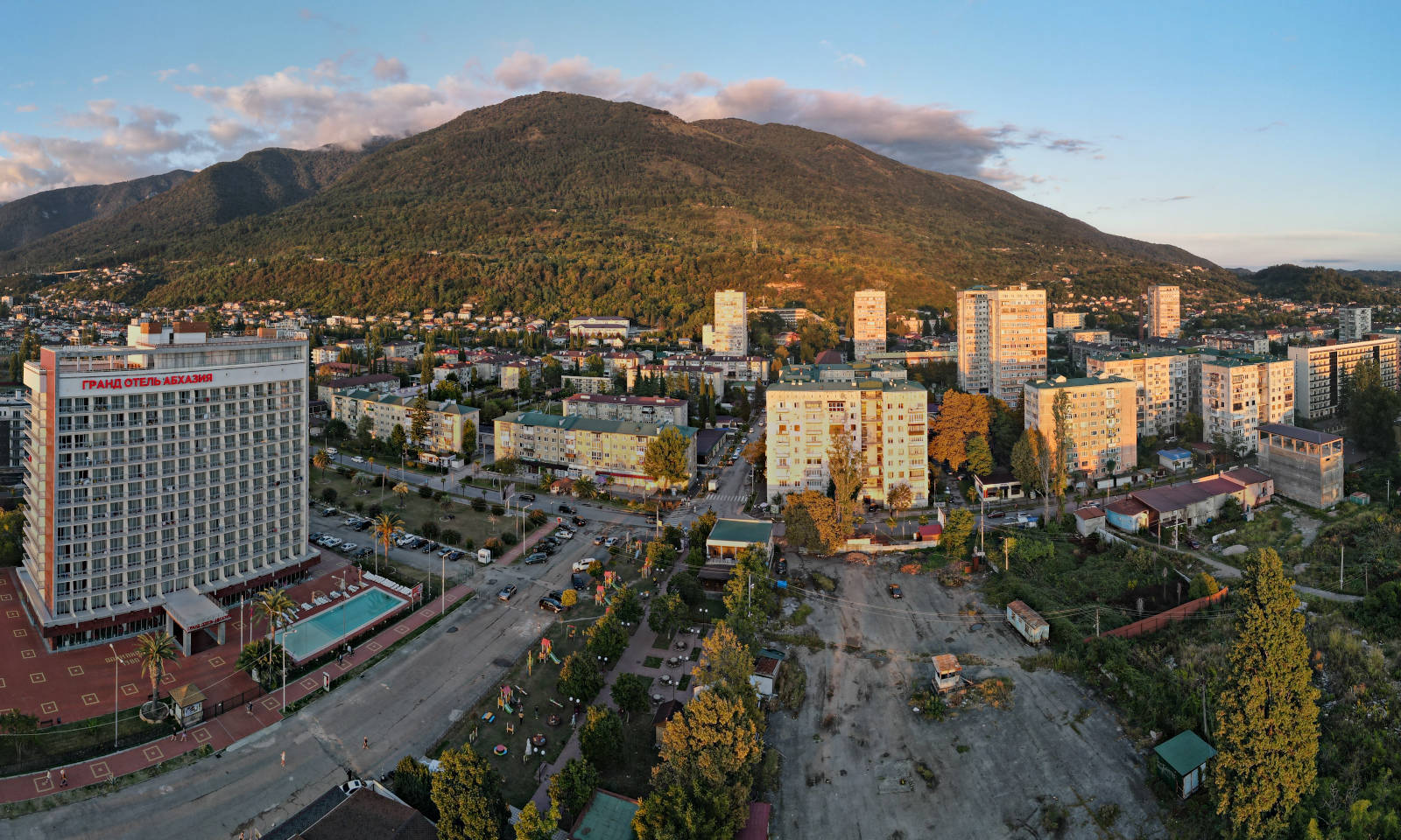 Гранд отель абхазия гагра фото