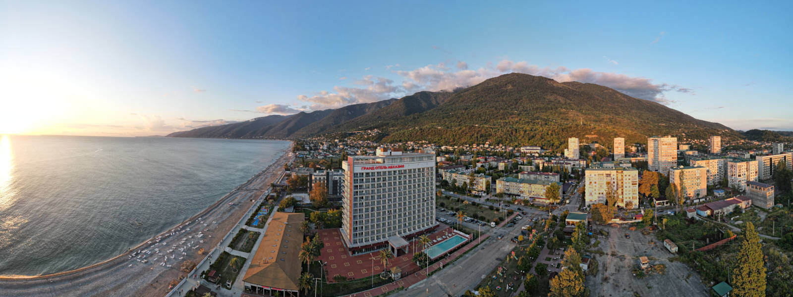 Гранд Отеля Абхазия